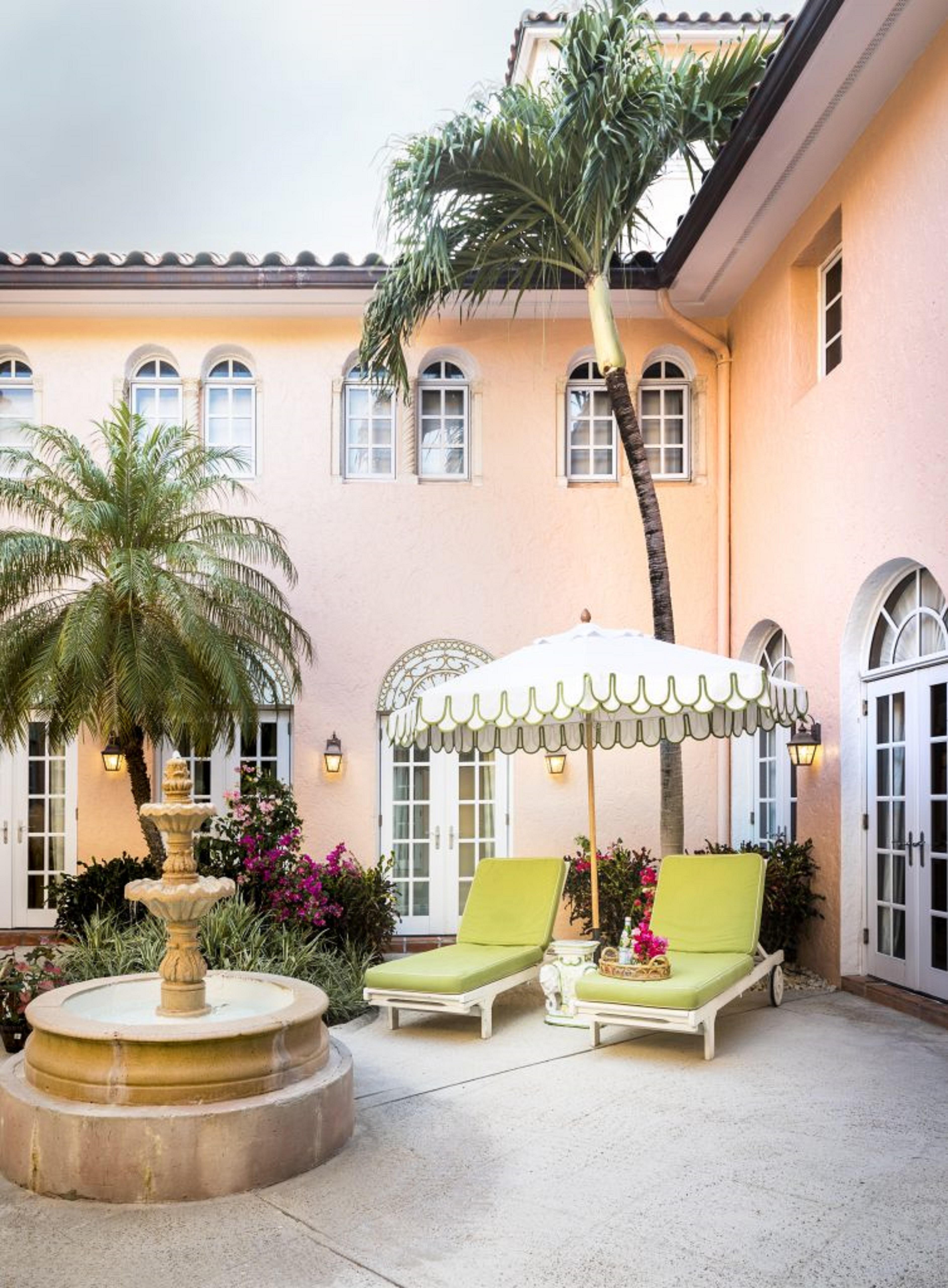 The Colony Hotel Palm Beach Exterior photo